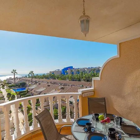 Beautiful Sea Views Cabo Roig Apartment *